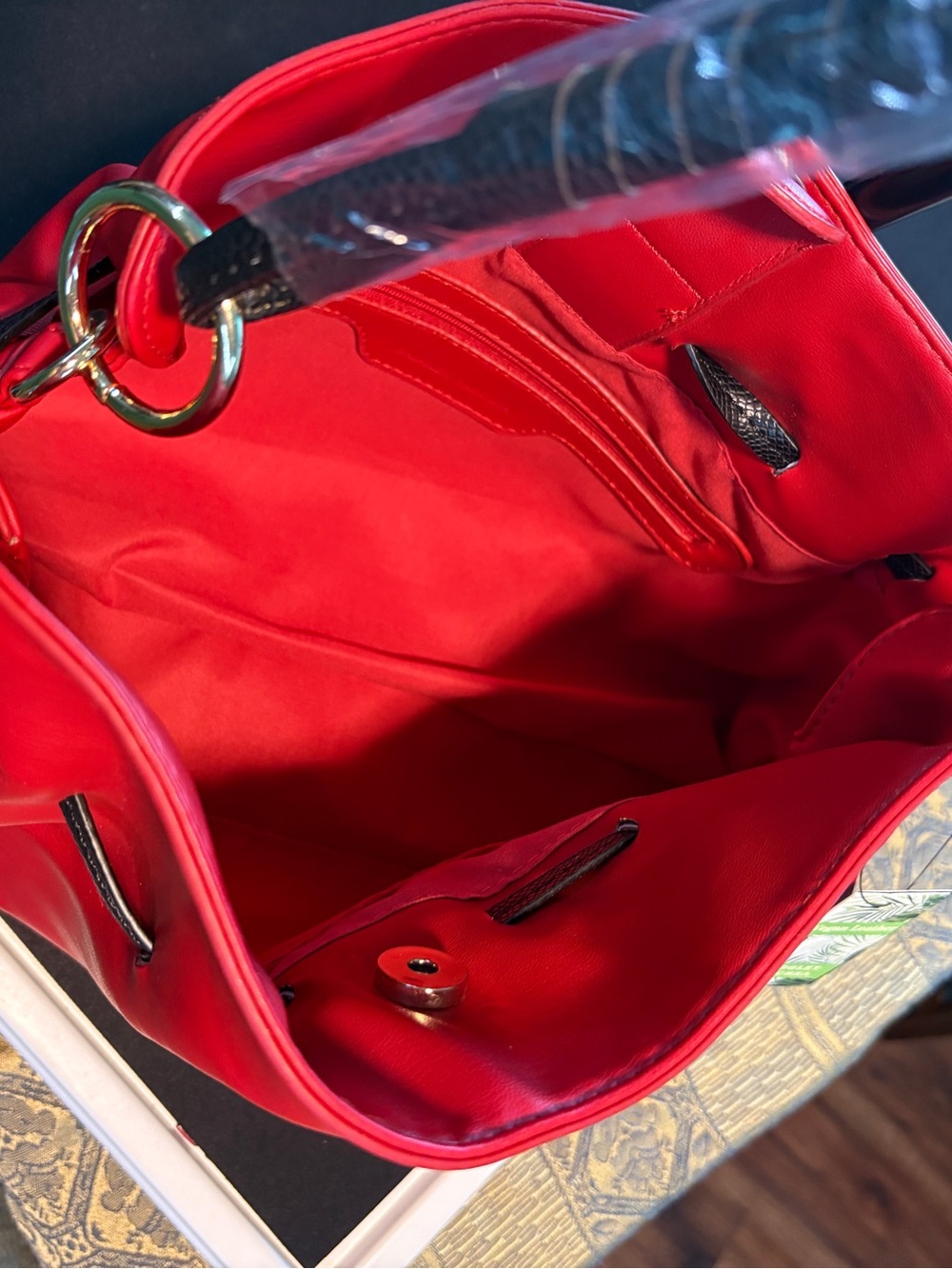 Badgley Mischka Red Shoulder Bag - Picture 4 of 6
